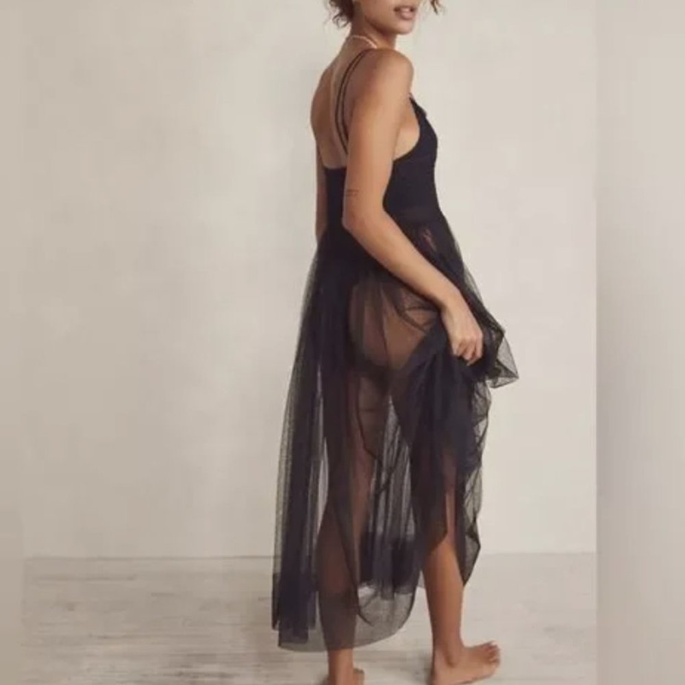 NWT FREE PEOPLE CAN’T STOP WON’T STOP SHEER SLIP